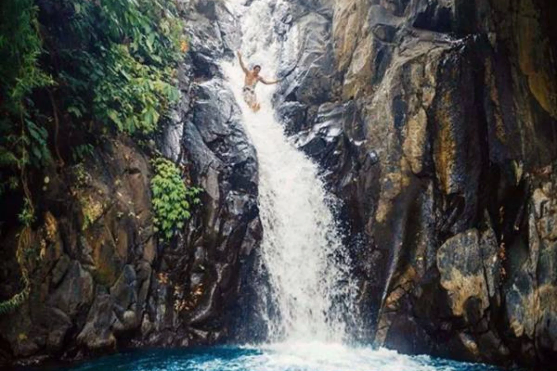 aling-aling waterfall