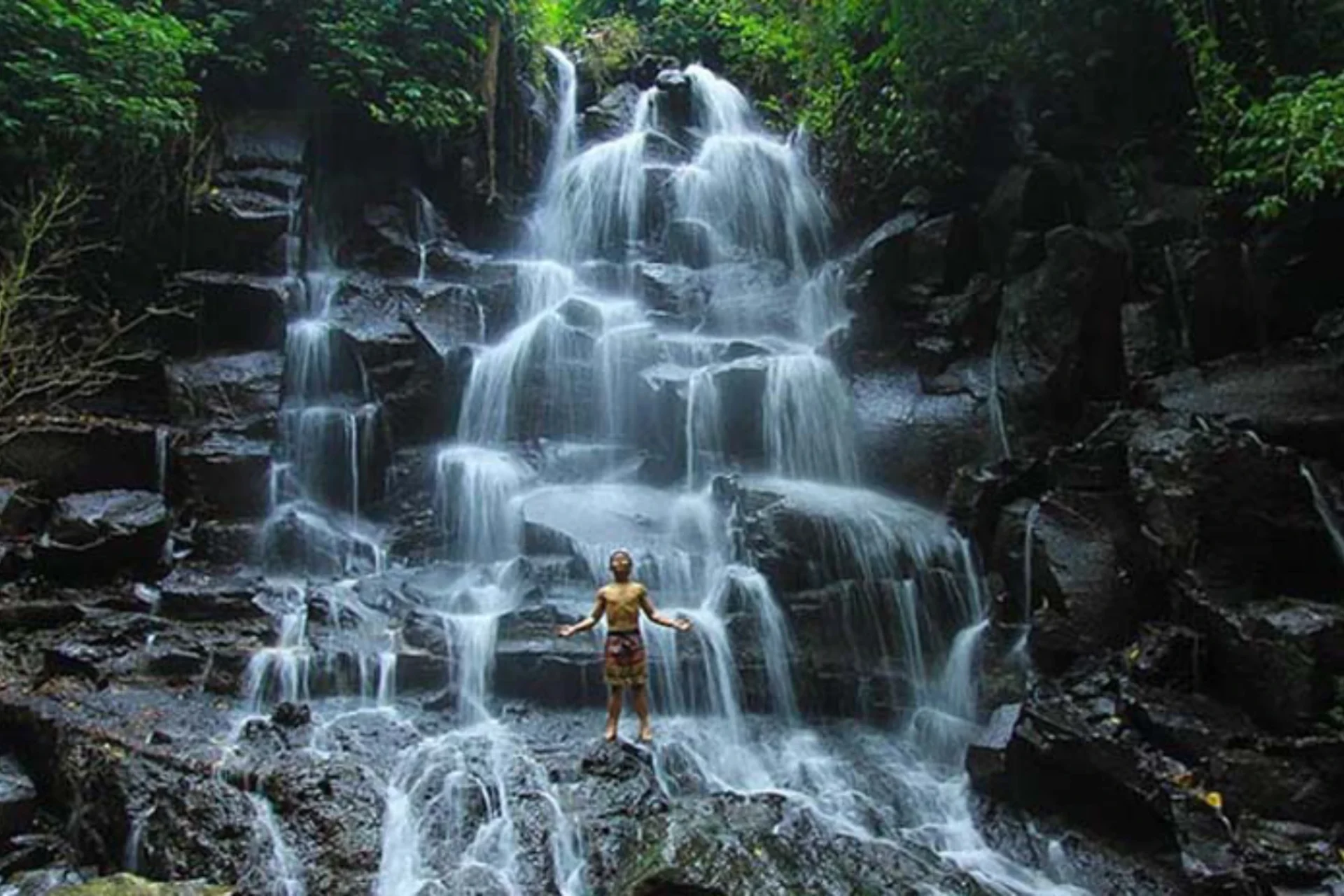 kanto lampo waterfall