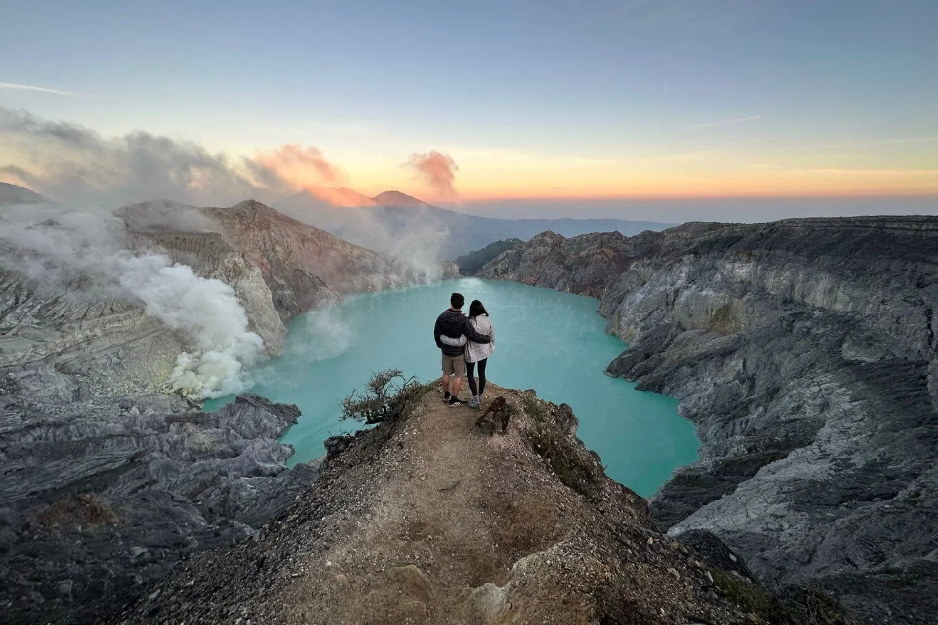 mount ijen crater overnight trip